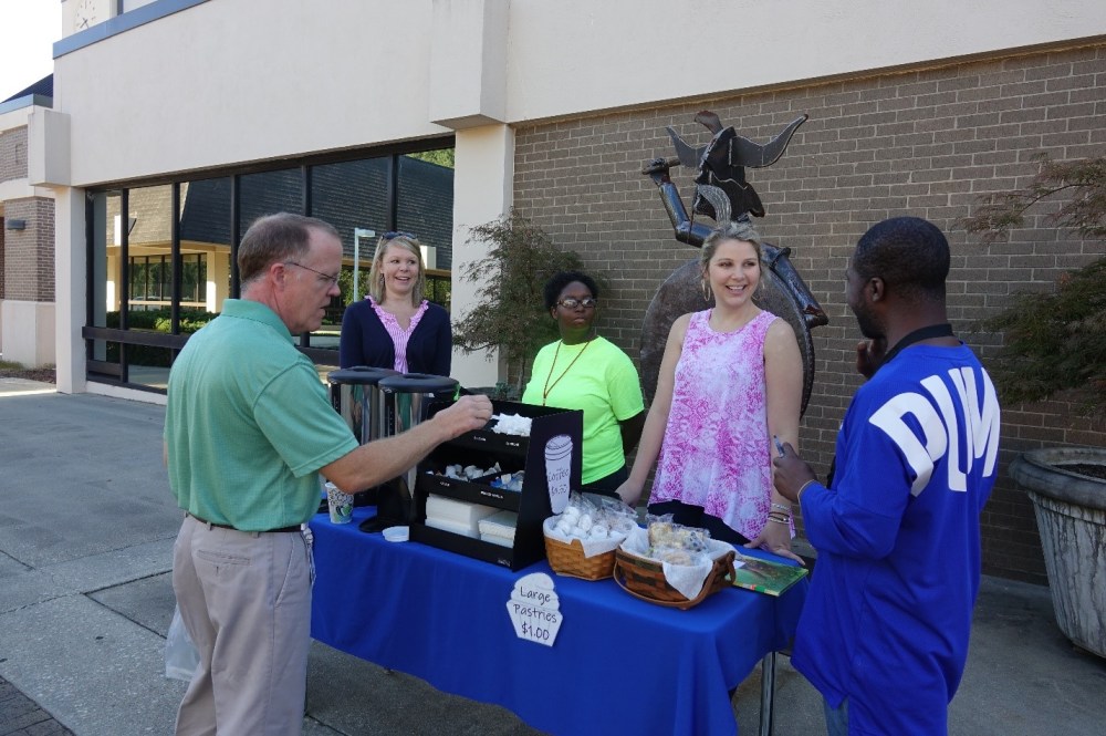 ace Students Perk Up SCC